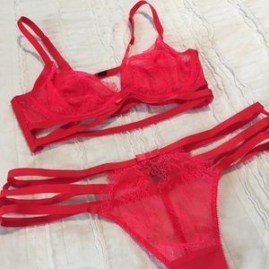 Super sexy bright red strappy set